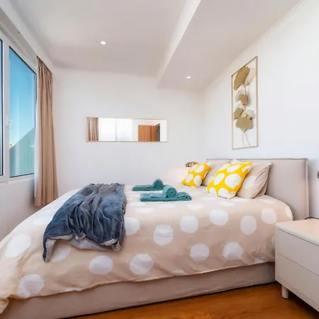 아파트 Sebastian's Penthouse 쿼테이라